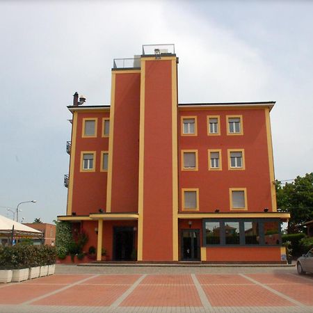 Hotel Aquila Castelfranco Emilia Eksteriør bilde
