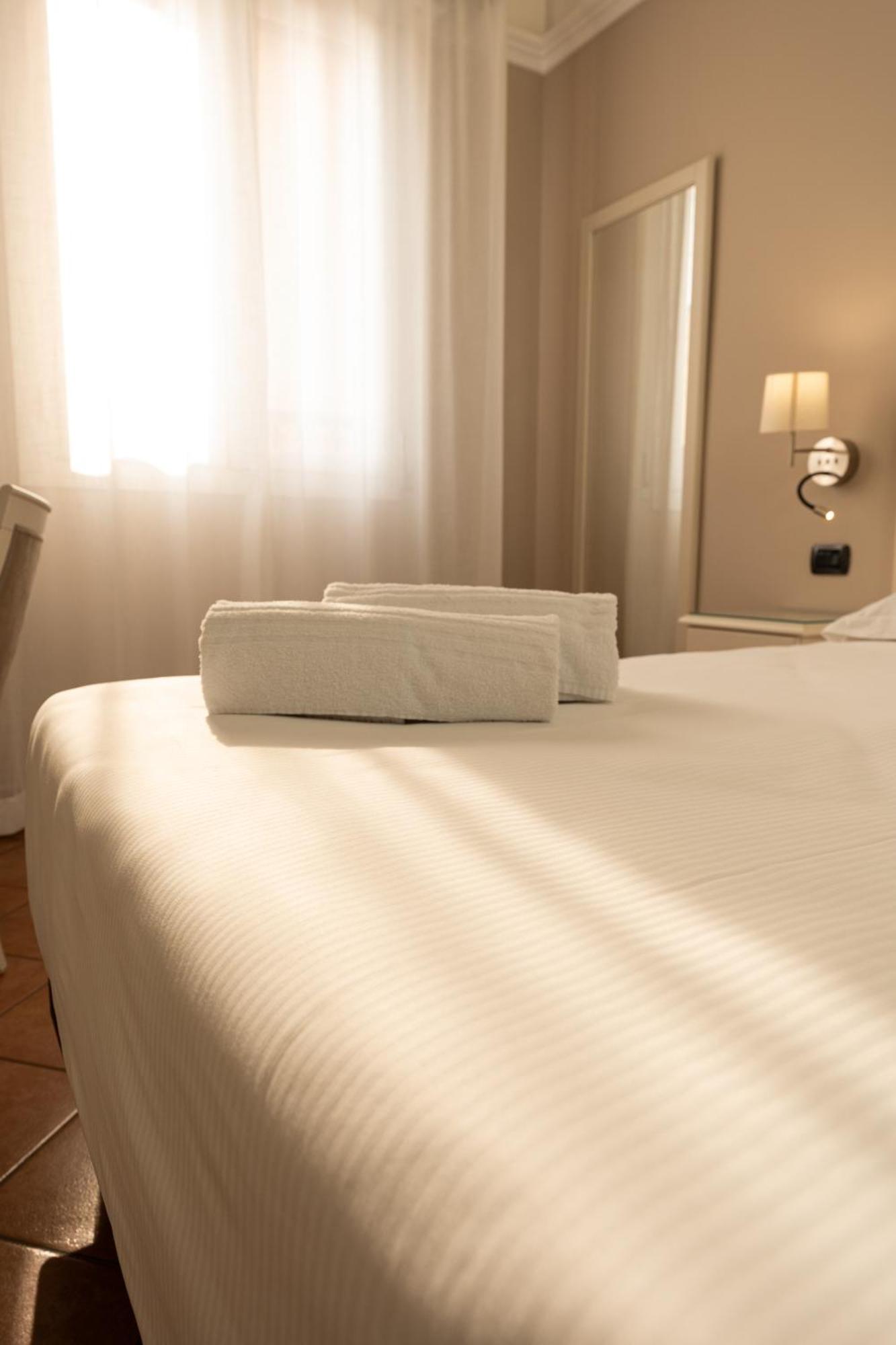 Hotel Aquila Castelfranco Emilia Eksteriør bilde